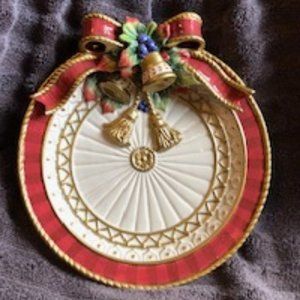 Vintage Christmas Fitz & Floyd 9.25" Florentine Canape Christmas Plate